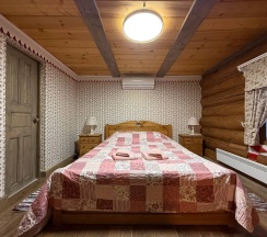 Терем в Времена Года