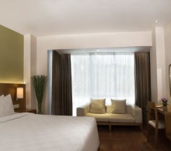 Двухместный номер Premier Deluxe двуспальная кровать в Отель Harmony Saigon Hotel & Spa
