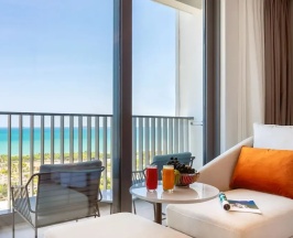 Студия Deluxe в Oakwood Apartments Sanya