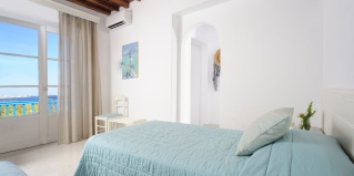 Миконос: Отель Mykonos Beach Hotel