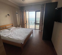 Четырёхместный номер Standard с видом на море в Мини-отель Leon Beach Hotel