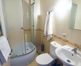 Четырёхместный номер в Янтарь