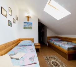 Эконом трехместный в Родина