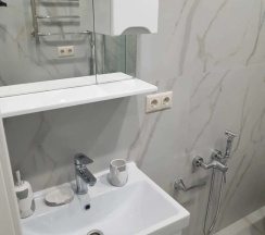 Двухместные апартаменты c 1 комнатой с балконом (двуспальная кровать) в Кипарис