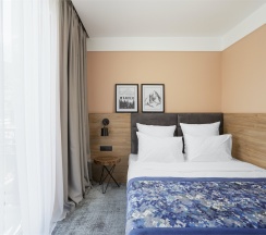 Улучшенный двухместный номер с 1 кроватью в Country Hills Resort