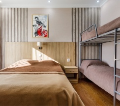 Стандартный четырехместный с двухъярусной кроватью в Версаль