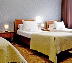 Стандарт 3-х местный в Утомленные Солнцем