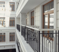 Классик с 1 кроватью с видом в атриум в Tsar palace luxury hotel