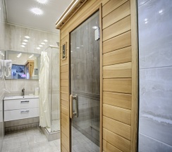 24 семейный номер Мансарда с 2 комнатами с балконом и с видом на море в Exclusive Hotel&Apartments