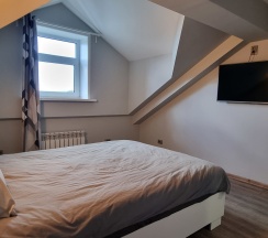 Апартаменты 3 комнаты, мансарда - 3й этаж в Белый снег