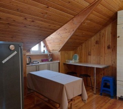 3-комнатная комната стандарт с 3 односпальными и 3 двуспальными кроватями (мансарда) в Саймон