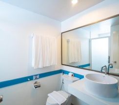 Двухместный номер Deluxe двуспальная кровать в Days Inn by Wyndham Patong Beach Phuket