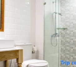 Двухместный номер Deluxe двуспальная кровать в Panphuree Residence