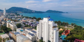 Патонг: Отель Andaman Beach Suites Hotel