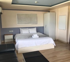 Семейный люкс с видом на море в The Beach Front Resort Pattaya  - SHA Plus