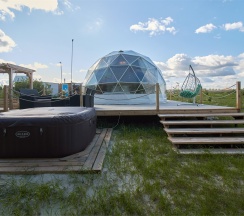 Купол с камином в Катрин Лог