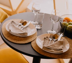 Глэмп №6 на дереве в Vyborg Bay