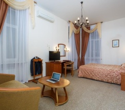 Бизнес большая кровать в Marco Polo St.Petersburg 4