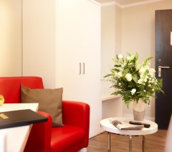 Трёхместный номер Standard в Hotel Domicil Hamburg by Golden Tulip