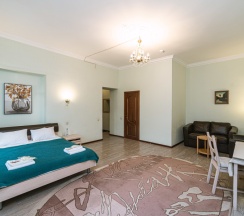 Двухместный номер Комфорт с двуспальной кроватью и балконом в Inn 6 line
