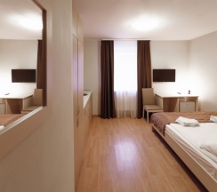 Студия в Исаевский