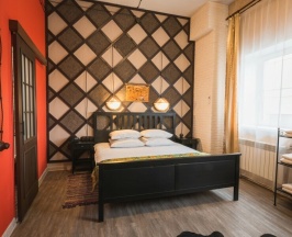 "Монгольский хан" Категория "Джуниор сюит" в Hotel Heivic House