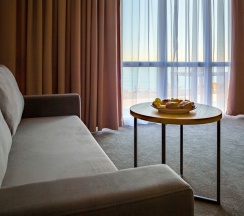 Двухместный номер Делюкс c 1 комнатой с балконом двуспальная кровать в Green land