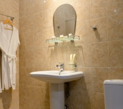 Люкс в Утомленные Солнцем