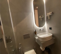 Aura Compact в Aura