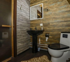 Коттедж А-Frame в Побег из квартиры