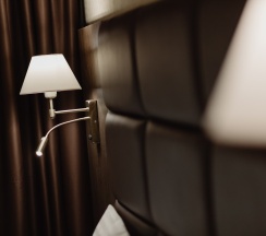 Стандартный номер с кроватью размера "king-size" в Helix hotel