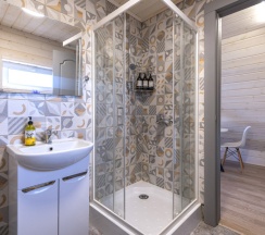 A-Frame №1 (оснащение дома, банного чана и бани см. Подробнее) в Dacha