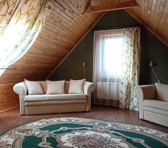 Двухместный люкс Мансарда с 2 комнатами двуспальная кровать в Стромынка