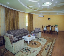 Люкс Superior с балконом и рядом с пляжем в Вилла Panorama Lux Villa