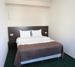 Стандартный двухкомнатный номер на четверых в V&V