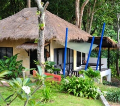 Бунгало Deluxe с видом на море в LaLaanta Hideaway Resort