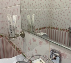 Трехместный номер в Express