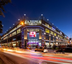 Апартаменты улучшенные Октябрьская 181/2 в Gallery Apartments (Гэлари Апартментс)