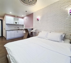 Апартаменты студия в Mega Stay (Мега Стей)
