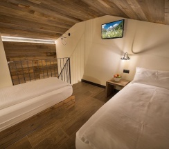 Четырёхместный номер Comfort двуспальная кровать в Hotel Sporting - Family Hospitality