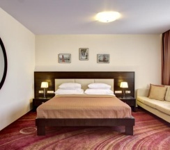 Альфа Суперриор (широкая кровать) в Абсалют-Тур