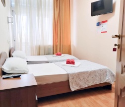 Номер эконом с 2 односпальными кроватями в Smart Hotel KDO