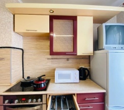 Апартаменты с балконом и с видом на город в Apartments on str. International, bld. 36