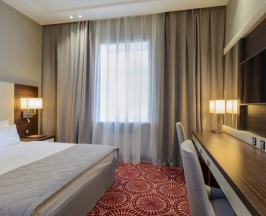Двухместный номер Deluxe двуспальная кровать в Senator Hotel