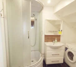 Капсула в восьмиместном номере в PodSpot hostel