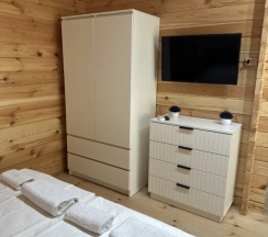 Коттедж Superior с балконом в Green Garden