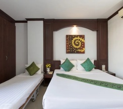 Трёхместный номер Standard в Patong Buri