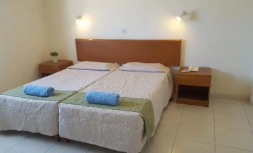 Двухместная студия Standard (двуспальная кровать) в Mandalena Hotel Apts