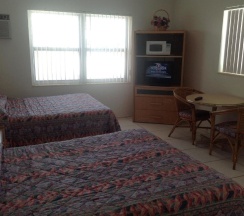 Двухместный номер Standard двуспальная кровать в Birch Patio Motel