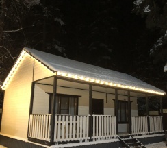 Коттедж двухкомнатный с 2 спальнями в White Village